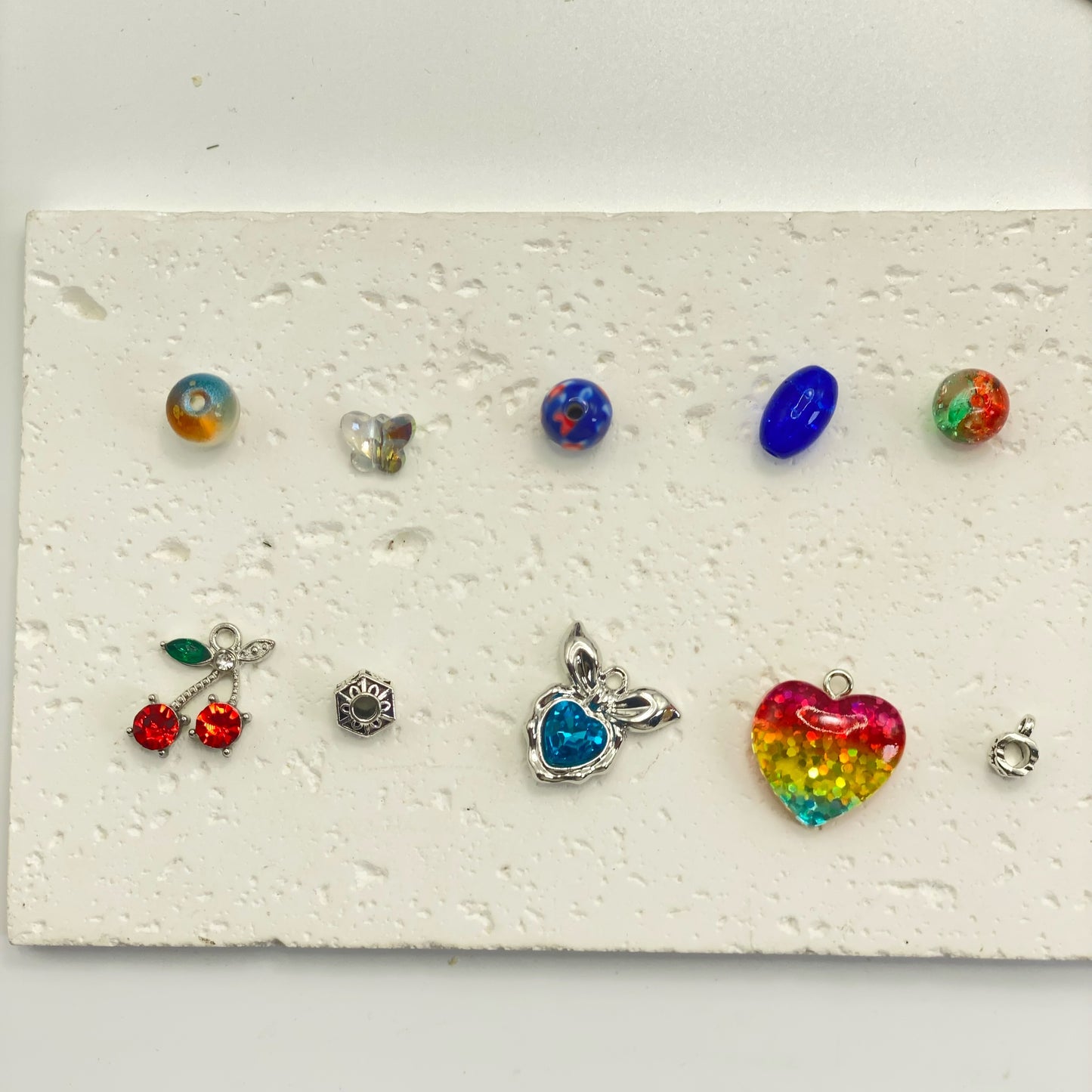 ❤ 新作 ❤【879】ティニー 高級ガラスビーズ,アクリルビーズ10mm,グミビーズ,蝶ビーズ,高品質メタル,スペーサー等